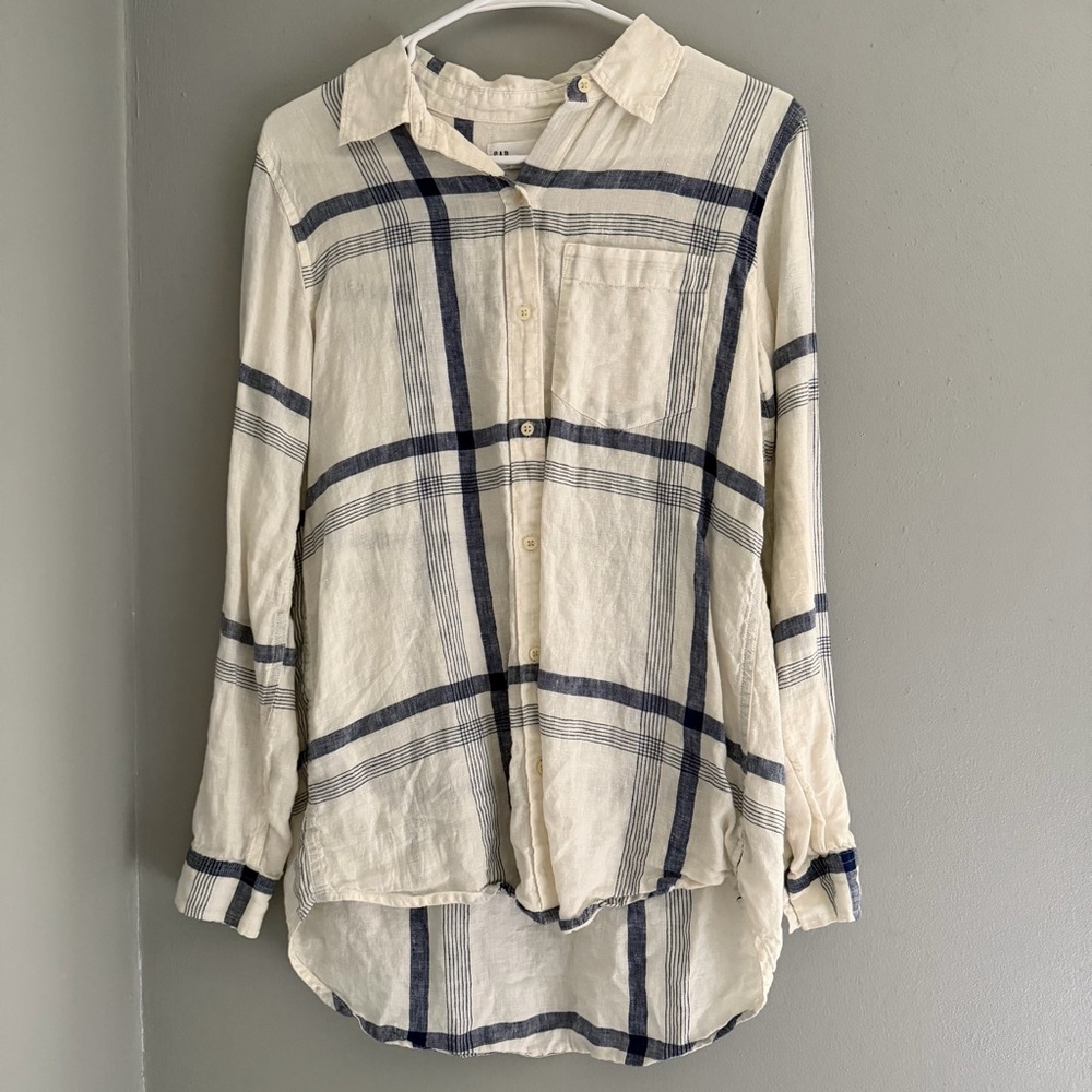 Gap Linen Boyfriend Button Down - image 2